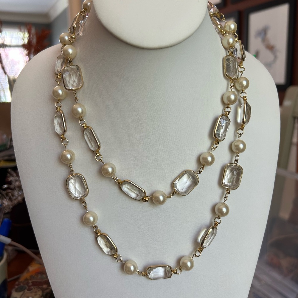 Elegant Faux Pearl and PlasticCrystal Station Necklace - Gold Tone, White Pearls